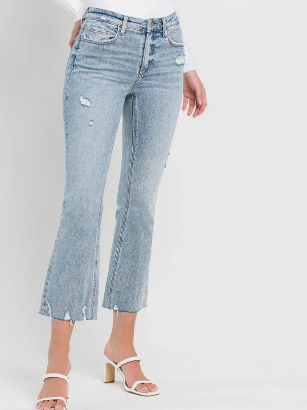 NWT VERVET Cali Kiss High Rise Kick Flare Jeans 28/7 Light Wash Cropped Denim
